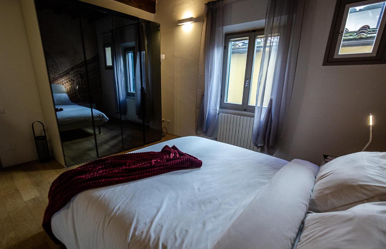 Acacia Firenze - Girasole Apartment ภายนอก รูปภาพ