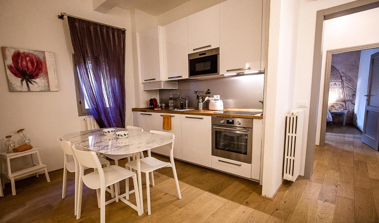 Acacia Firenze - Girasole Apartment ภายนอก รูปภาพ