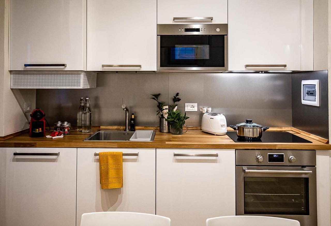 Acacia Firenze - Girasole Apartment ภายนอก รูปภาพ