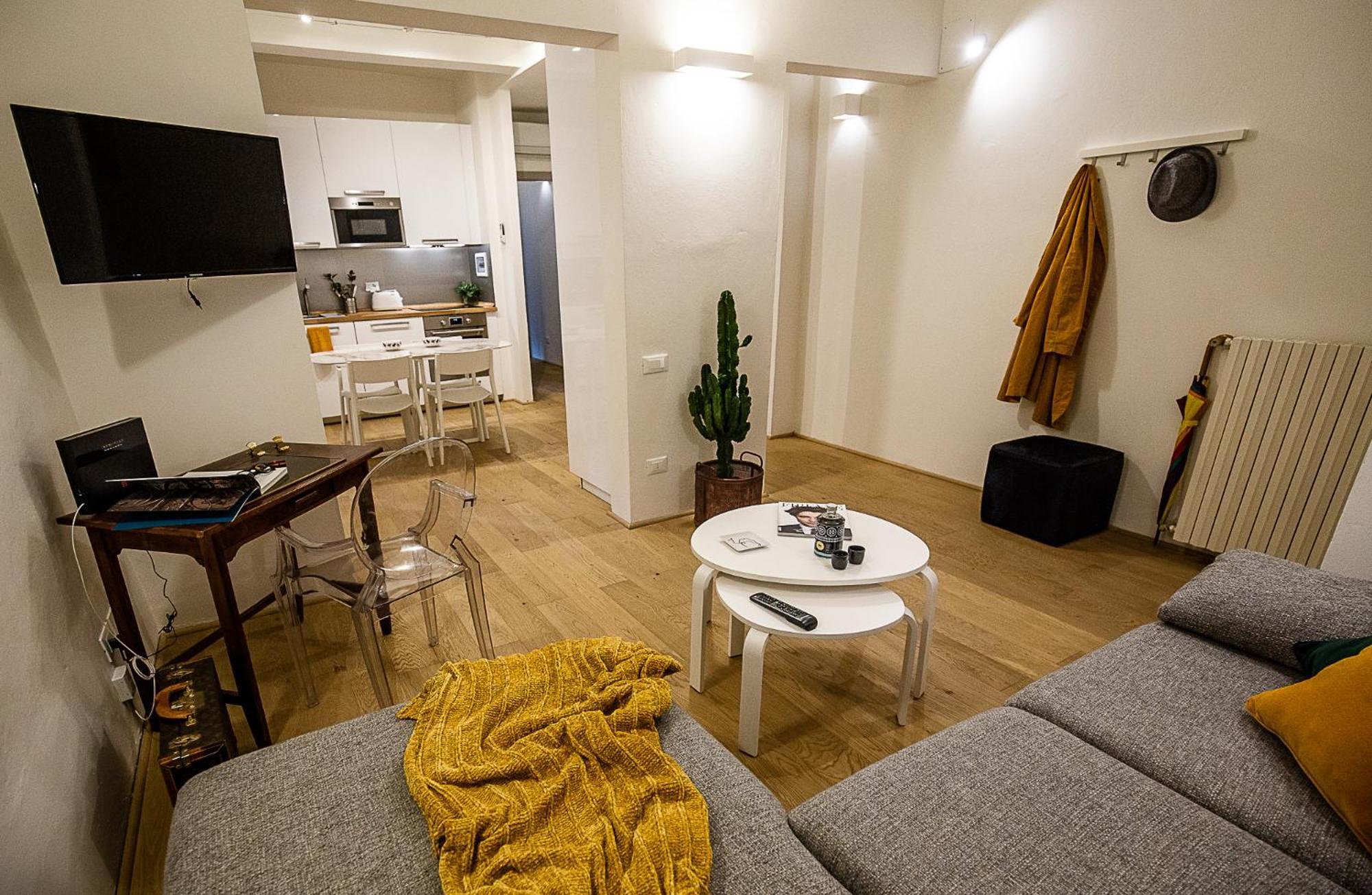 Acacia Firenze - Girasole Apartment ภายนอก รูปภาพ